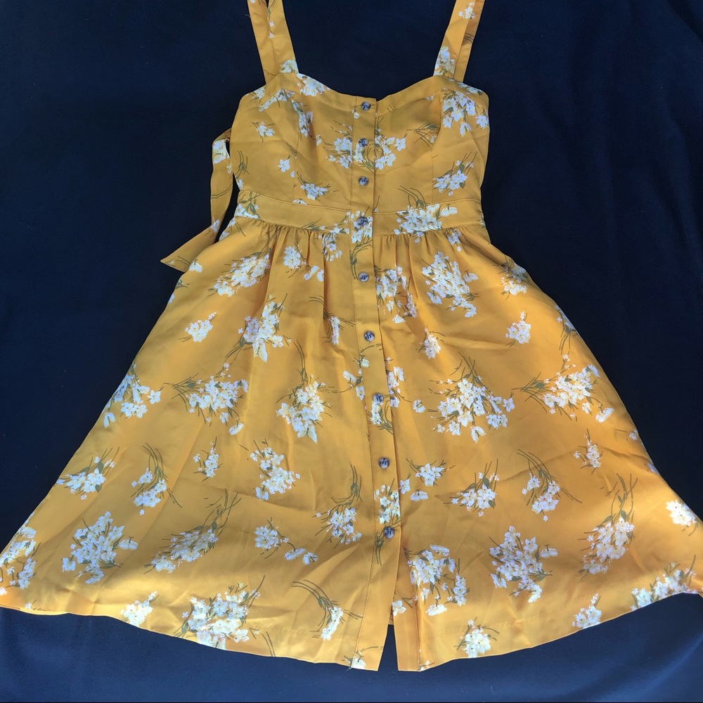 Madewell Silk Fleur Bow-Back Dress in Yellow sz0